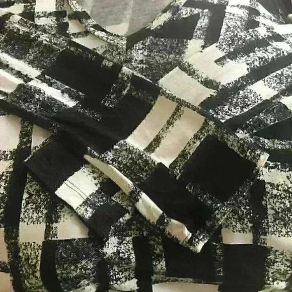 Aritzia  Wilfred Top V Neck Long Sleeve Hi Low Tunic Geometric - Picture 4 of 5